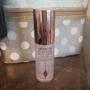 Charlotte Tilbury setting spray mini size